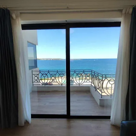 Bellagio Seafront With Private Garage 세인트폴스베이